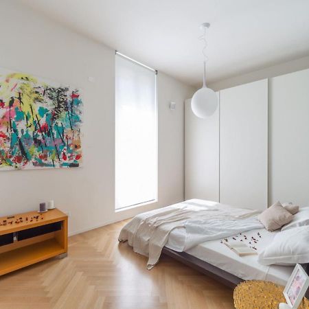 The Best Rent - Spacious Three-Bedroom Apartment With Terrace Milão Exterior foto