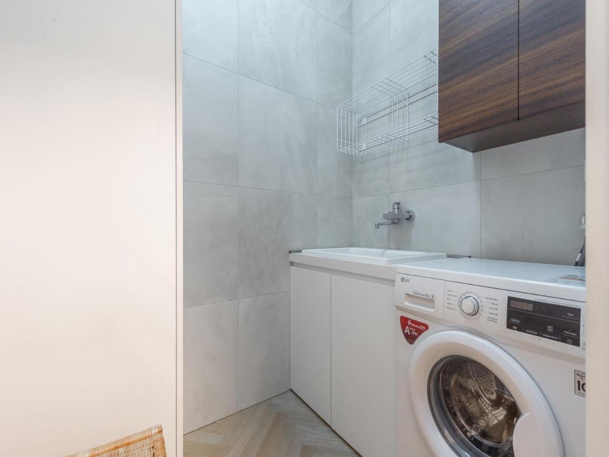 The Best Rent - Spacious Three-Bedroom Apartment With Terrace Milão Exterior foto