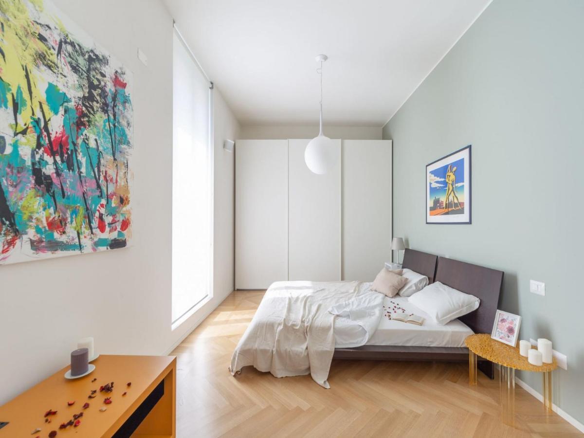 The Best Rent - Spacious Three-Bedroom Apartment With Terrace Milão Exterior foto